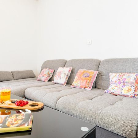 Alena Luxury Apartment With Jacuzzi Сплит Екстериор снимка
